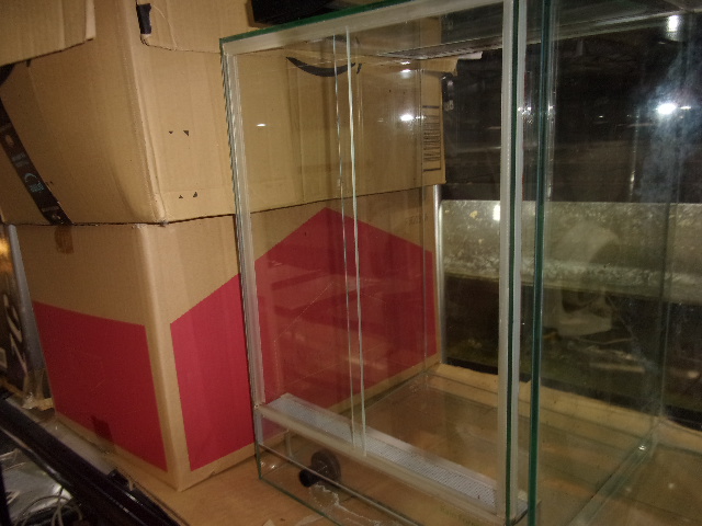 両生類ゲージ（30×30×45）欠有【１，９８０円/税込】